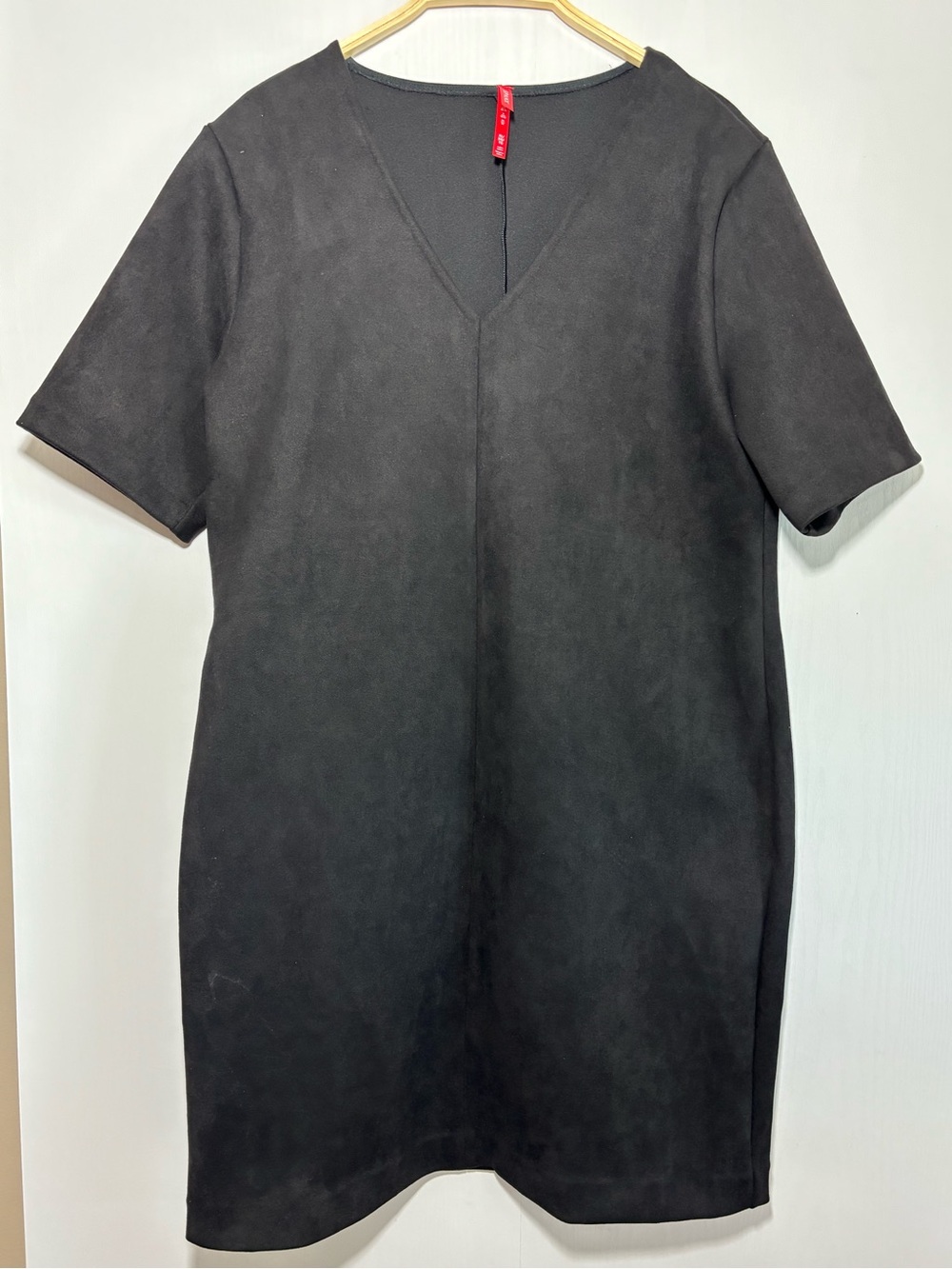 Spanx Column Dress Womens XL Black Faux Suede Knee Length V Neck Short Sleeve